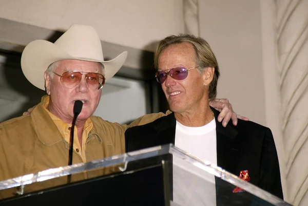 Larry Hagman and Peter Fonda — Stock Photo, Image