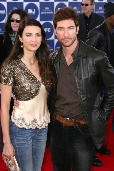 Shiva Rose e Dylan McDermott — Fotografia de Stock