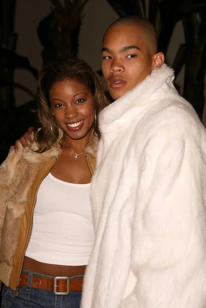 Regan gomez preston och pojkvän dewayne turrentine — Stockfoto