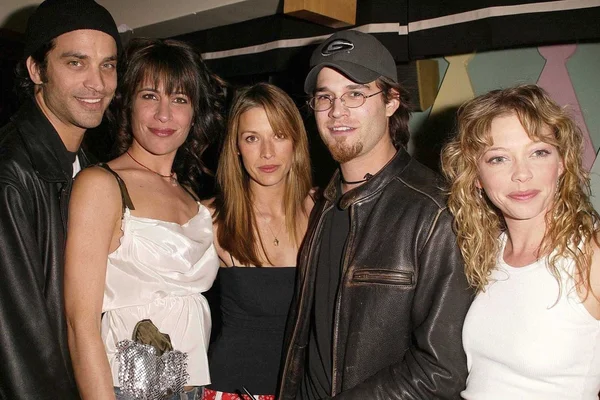 Johnathon Schaech, Vanessa Parise, Brooke Langton, Johnny Whitworth y Amanda Detmer — Foto de Stock