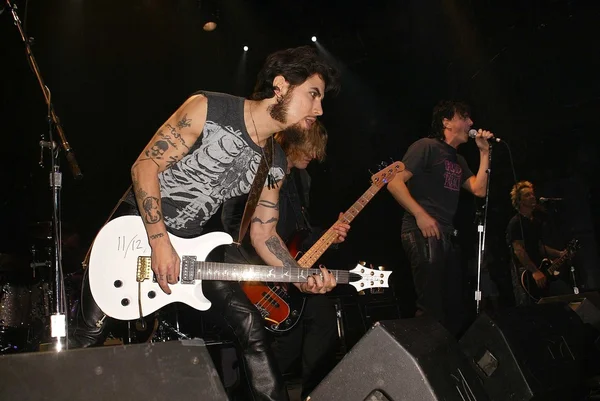 Dave Navarro y Donovan Leitch — Foto de Stock