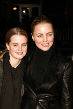 Melissa George ve kız kardeşi