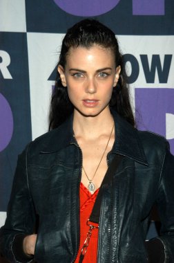 Mia Kirshner