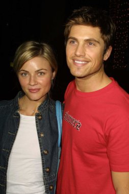 Eric winter ve karın allison ford