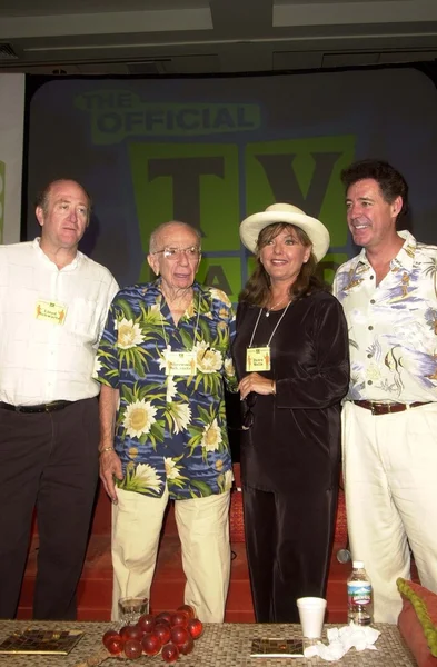 Lloyd Schwartz, Sherwood Schwartz, Dawn Wells e Barry Williams — Fotografia de Stock