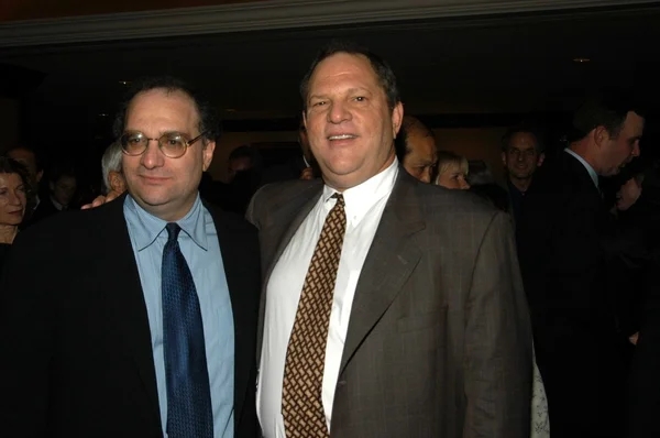 Bob y Harvey Weinstein — Foto de Stock