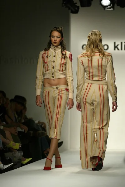 Coco Kliks Fashion Show — Stock Photo, Image