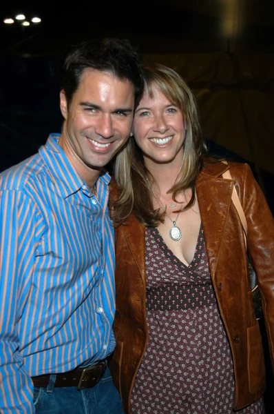 Eric mccormack a manželka janet — Stock fotografie