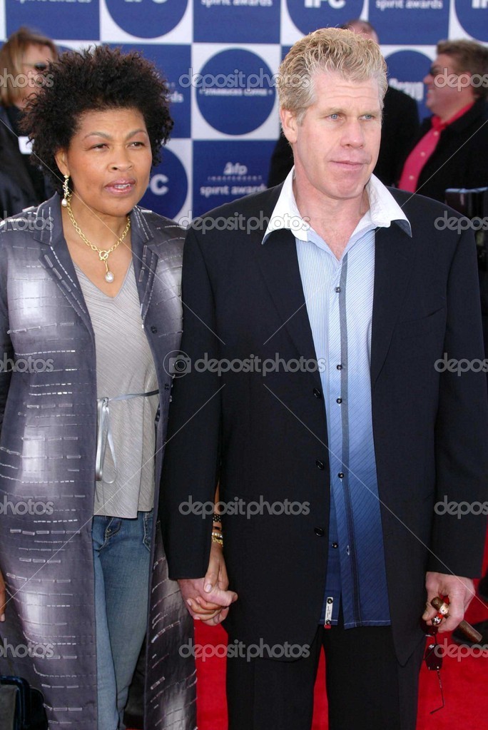 Ron Perlman and wife Opal Stock Editorial Photo © s_bukley 17572381