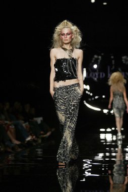 Lloyd klein moda defilesi