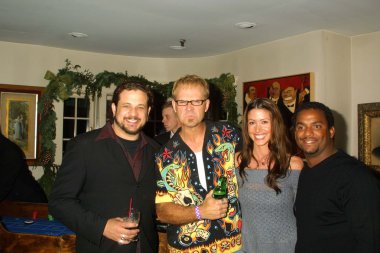 Joe reitman, george gri, shannon elizabeth ve alfonso ribeiro