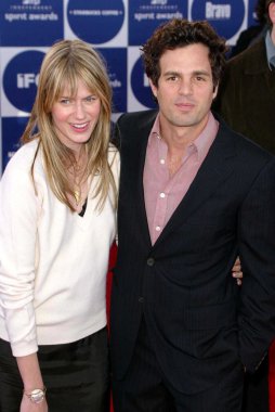 Sunrise coigney ve mark ruffalo