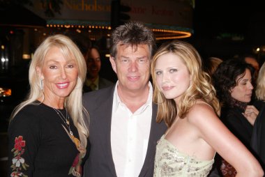 David foster, sara foster kızını ve linda thompson