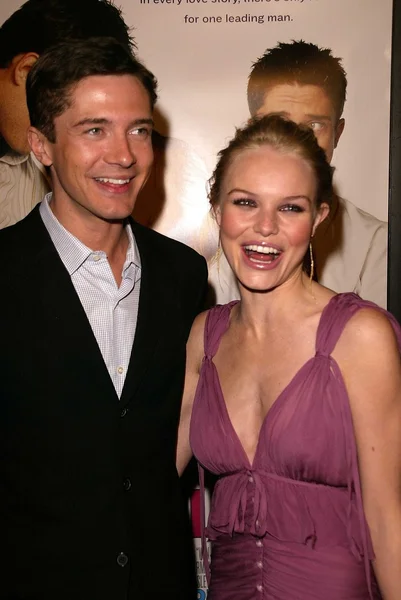 Topher Grace and Kate Bosworth — Stock Photo, Image