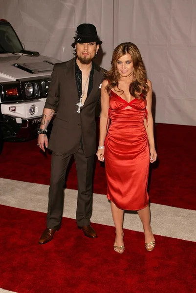 Dave Navarro and Carmen Electra — Stock Photo, Image