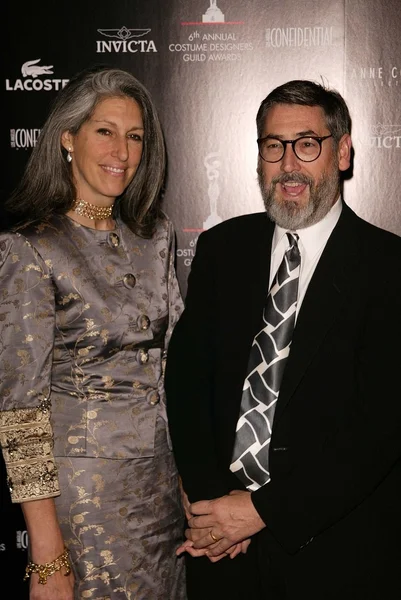 John Landis e la moglie Deborah — Foto Stock