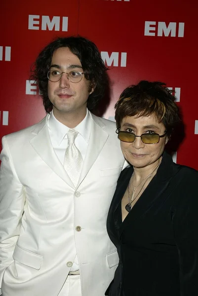 Sean lennon och yoko ono — Stockfoto