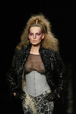 Lloyd klein moda defilesi