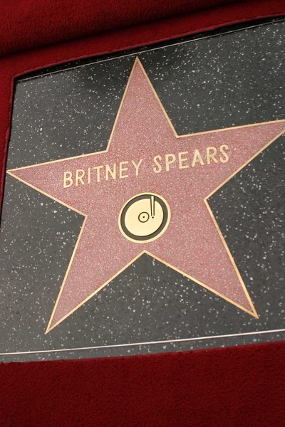 Бритни Спирс звезда на Голливудской аллее славы на копья индукции в голливудской Аллее славы, Голливуд, ca 11-17-03 — стоковое фото