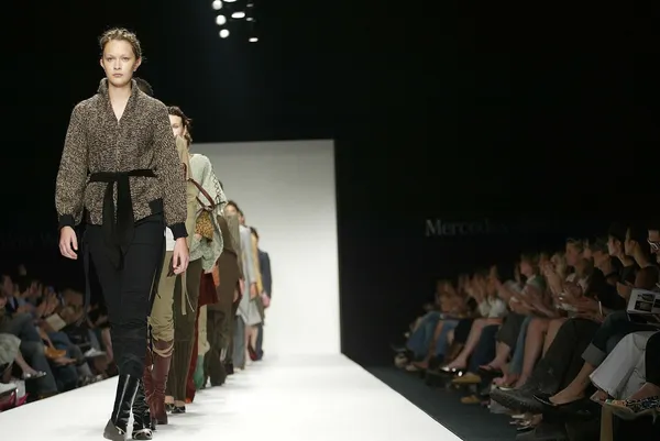 mason moda gösterisi