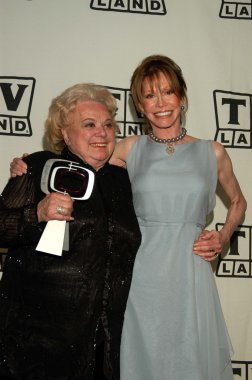 rose Marie ve mary tyler moore