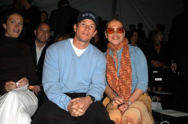 Mark wahlberg ve anastacia