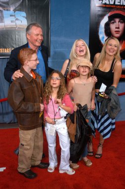 Jon voight, skyler shaye, mücevher ve diğer