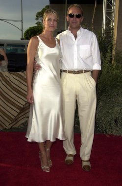 Christine baumgarten ve kevin costner