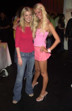 tara reid ve paris hilton