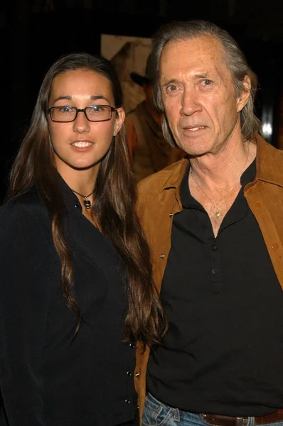 David Carradine y su hija Kansas — Foto de Stock