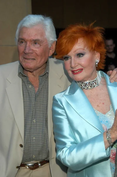 Gene Barry y Ann Robinson — Foto de Stock