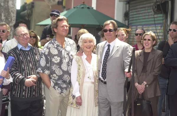 Jeff bridges, betty garrett och beau bridges — Stockfoto