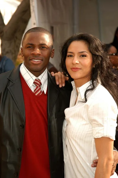 Derek luke ve sophia hernandez — Stok fotoğraf