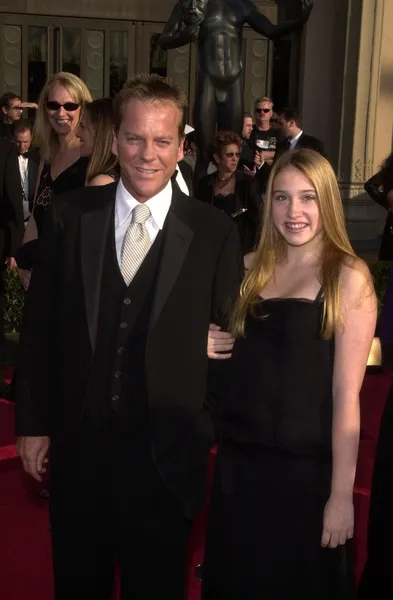 Kiefer Sutherland és lánya Sarah Júdás — Stock Fotó