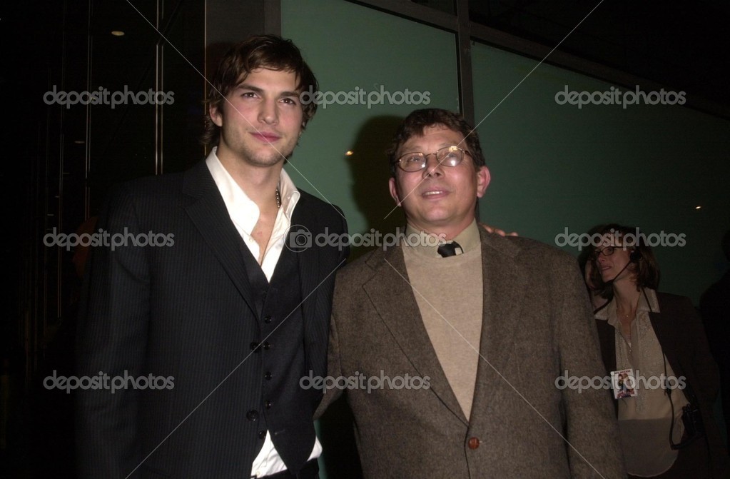 Ashton Kutcher and dad Larry – Stock Editorial Photo © s_bukley #17707199