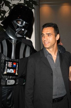 Adrian Paul