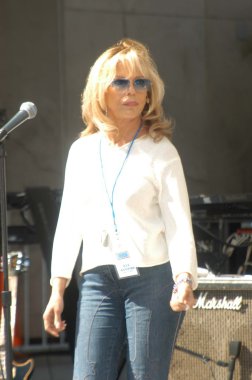 Nancy sinatra