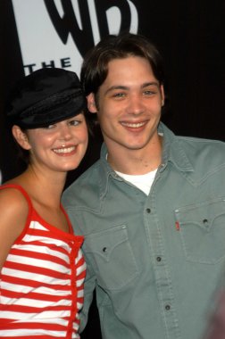 Nora zehetner ve mike erwin
