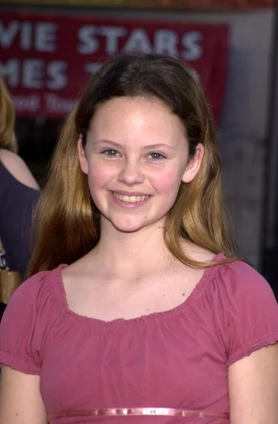 Sarah Ramos — Stockfoto