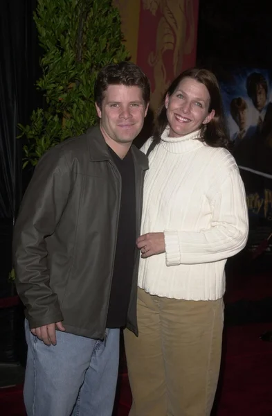 Sean astin i żona christine — Zdjęcie stockowe