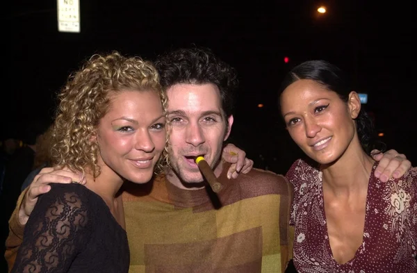 Ronnie Marmo com os amigos Erica e Bianca — Fotografia de Stock