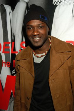 Chris burke, heather Locklear'ı ve arkadaşları