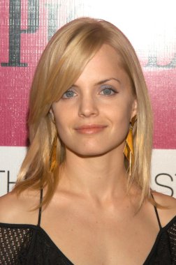 MENA suvari