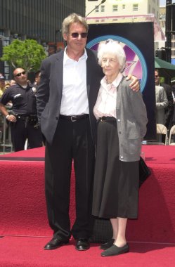 Harrison ford ve annesi dorothy