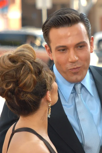 Ben Affleck y Jennifer Lopez — Foto de Stock