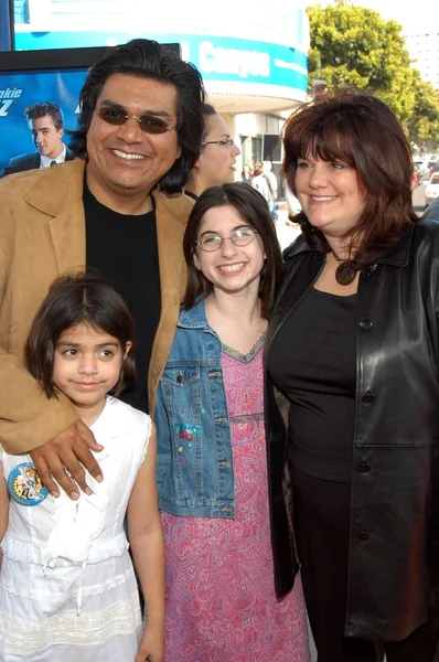 George lopez ve aile — Stok fotoğraf