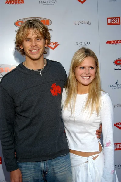 Eric Christian Olsen y Maggie Lawson — Foto de Stock