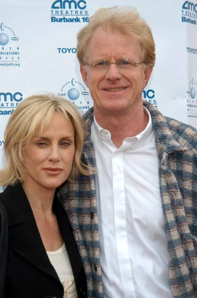 Ed Begley Jr. and wife Rochelle — Stock Photo, Image