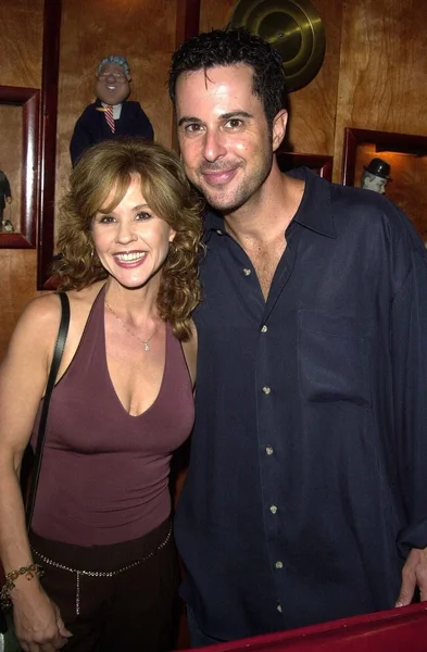 Linda Blair and Jonathan Silverman — Stock Photo, Image