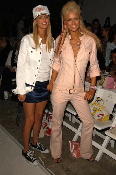 Nicky et Paris Hilton — Photo